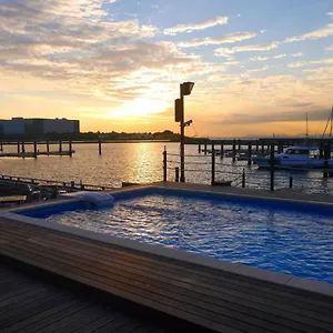 Hokko Marina Hull Hotel